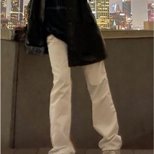 White straight leg Tommy Bahama pants.